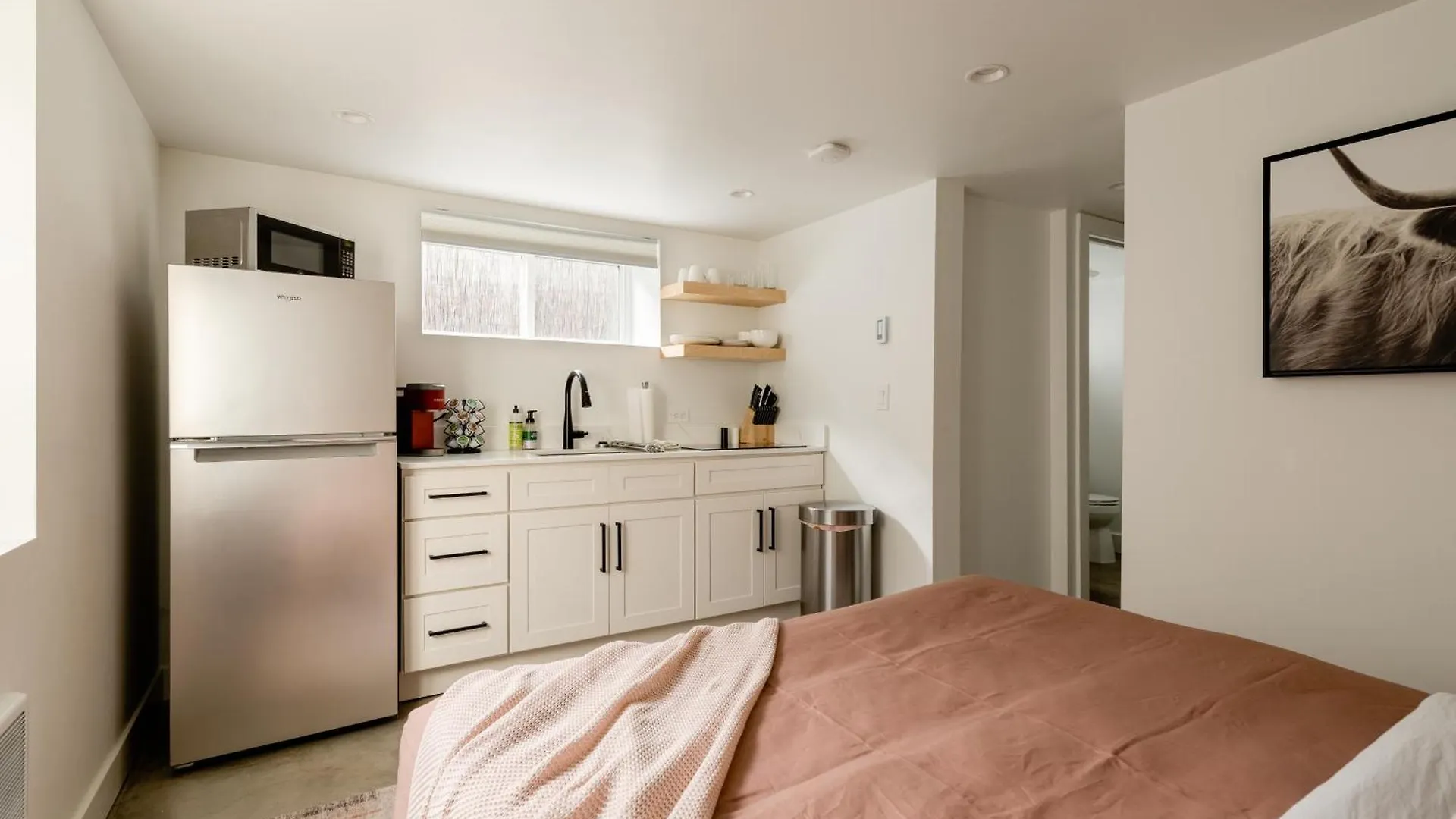 Apartament Stay Portland - Budget-Friendly Basement Hideaway - 91 Walkscore